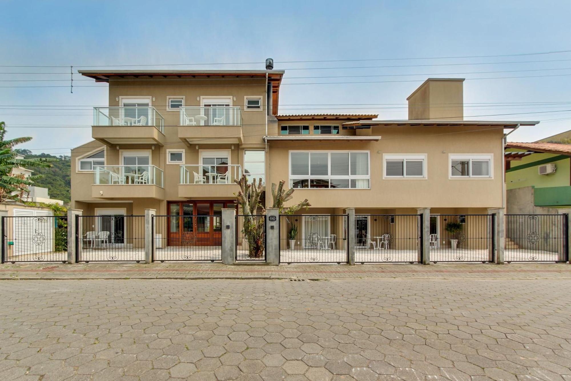 Residencial Casa Flora Apartman Bombinhas Kültér fotó